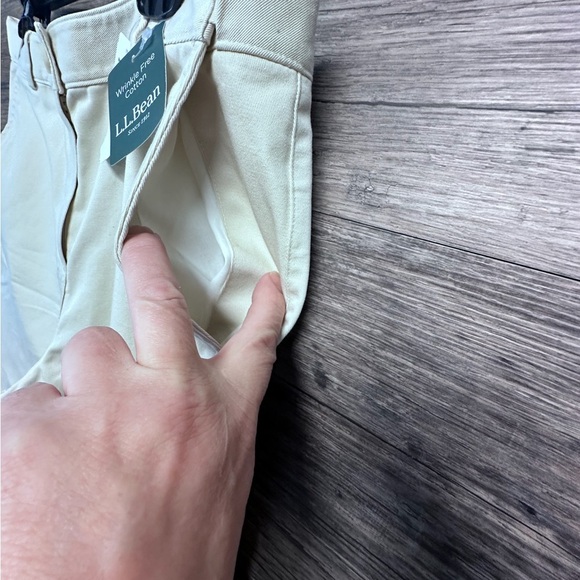 L.L. Bean Women's Cream Khaki Wrinkle Free Dress Pants Classic Fit 12 Tall - Picture 5 of 9